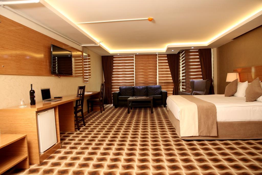 Way Hotel Izmir Rum bild