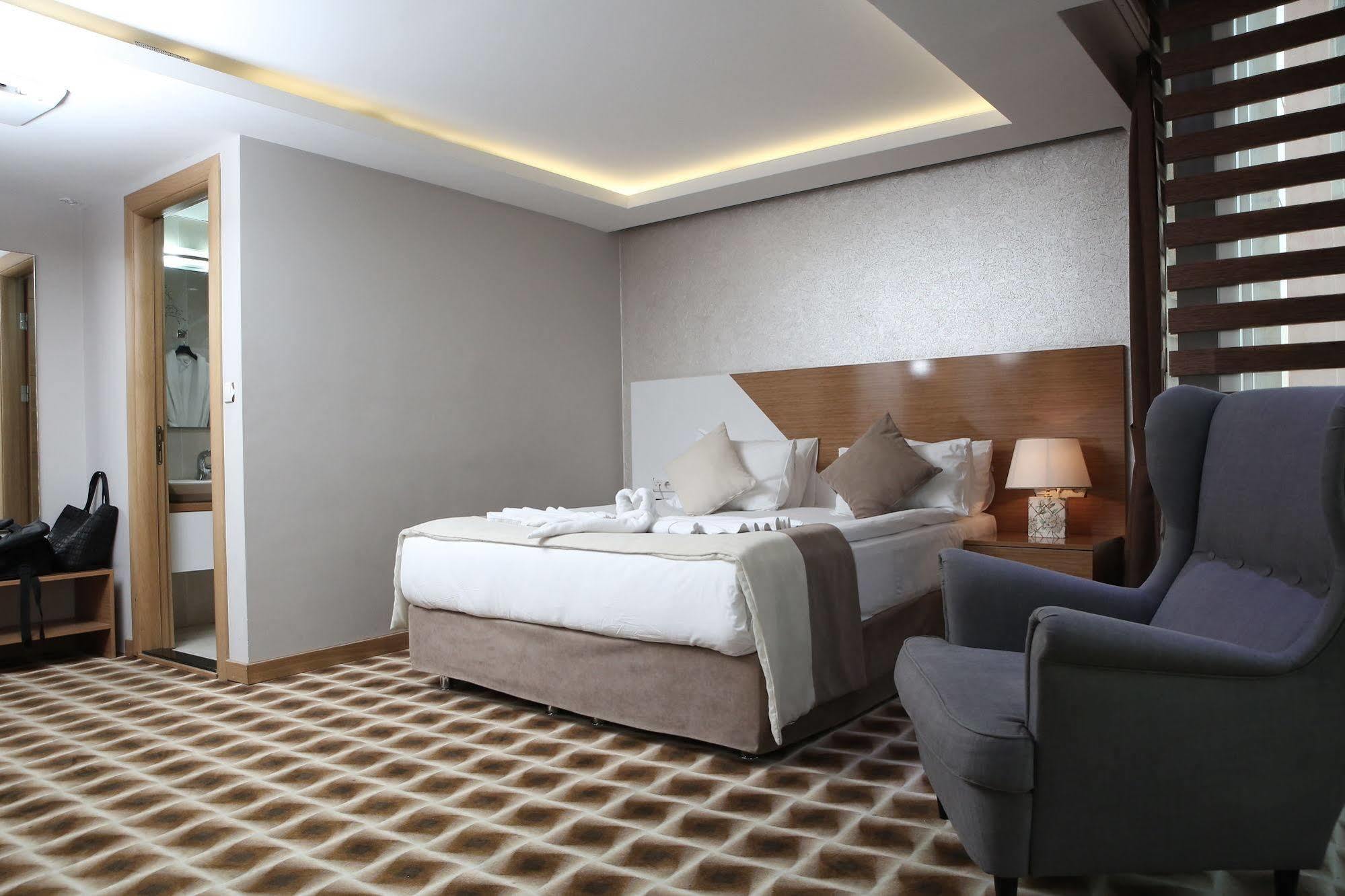 Way Hotel Izmir Exteriör bild