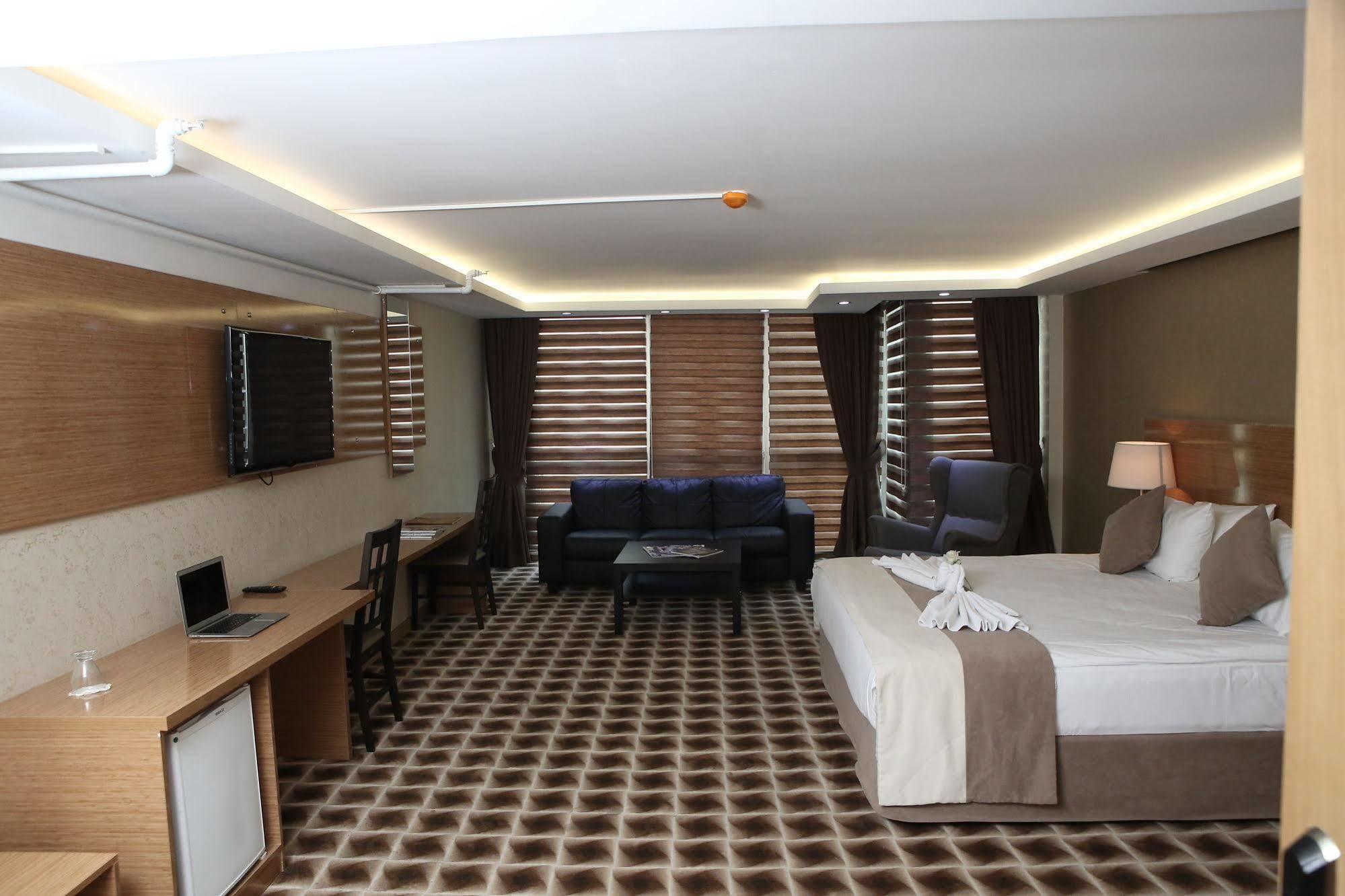 Way Hotel Izmir Exteriör bild